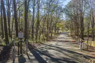 205 Woodlake Dr, Summerville, SC 29485 - Photo 48