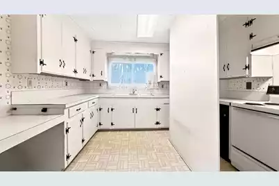 219 Main Street W, Moncks Corner, SC 29461 - Photo 46