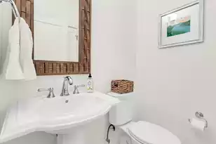 212 Cooper River Dr, Mount Pleasant, SC 29464 - Photo 10