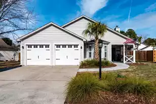 2019 Armory Dr, Mount Pleasant, SC 29466 - Photo 2