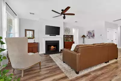 568 Four Seasons Boulevard, Summerville, SC 29486 - Photo 12