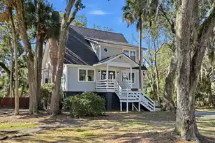 133 Sparrow Dr, Isle Of Palms, SC 29451 - Photo 1