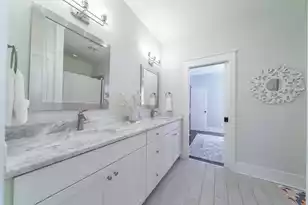 419 King St, Mount Pleasant, SC 29464 - Photo 64