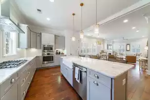 419 King St, Mount Pleasant, SC 29464 - Photo 28