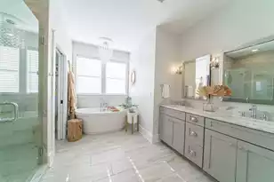 419 King St, Mount Pleasant, SC 29464 - Photo 52