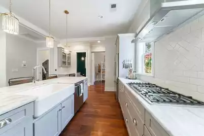 419 King Street, Mount Pleasant, SC 29464 - Photo 24