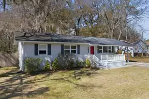 623 Constant Dr, Charleston, SC 29412 - Photo 2