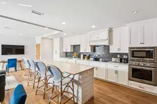 241 Bay Street E, Charleston, SC 29401 - Photo 54