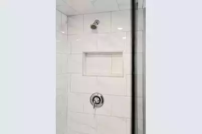 241 Bay Street E, Charleston, SC 29401 - Photo 40