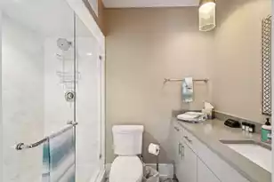 241 Bay Street E, Charleston, SC 29401 - Photo 24