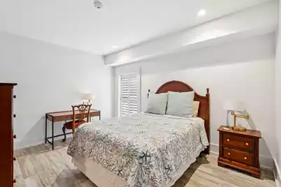 241 Bay Street E, Charleston, SC 29401 - Photo 16