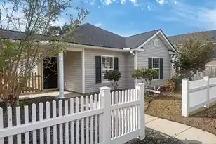 133 Savannah River Dr, Summerville, SC 29485 - Photo 6