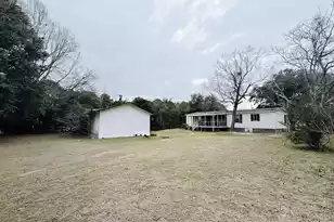 1390 Brantley Ave, Summerton, SC 29148 - Photo 20