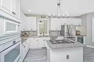 1702 William Hapton Way, Mount Pleasant, SC 29466 - Photo 22