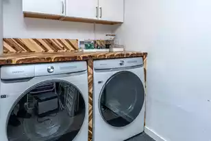 1382 Point Dr W, Mount Pleasant, SC 29466 - Photo 32