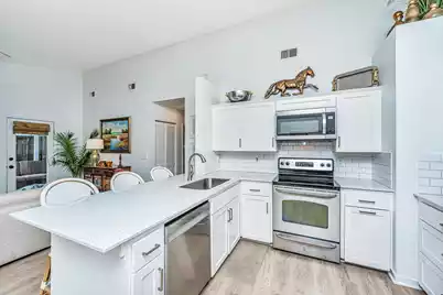 1382 Point Drive W, Mount Pleasant, SC 29466 - Photo 16