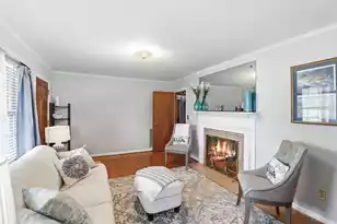 319 Hampton Street E, Elloree, SC 29047 - Photo 8