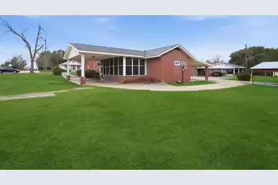 319 Hampton Street E, Elloree, SC 29047 - Photo 34