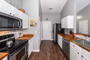 5024 Thornton Dr, Summerville, SC 29485 - Photo 12
