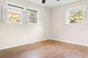 1136 Lakeshore Dr, Orangeburg, SC 29115 - Photo 14