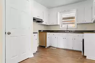 1136 Lakeshore Dr, Orangeburg, SC 29115 - Photo 6