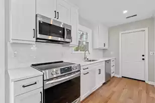 1072 Kentwood Cir, Charleston, SC 29412 - Photo 6