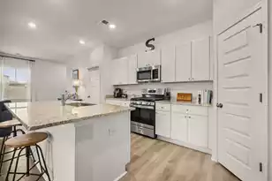 297 Pine Crest View Dr, Summerville, SC 29486 - Photo 4