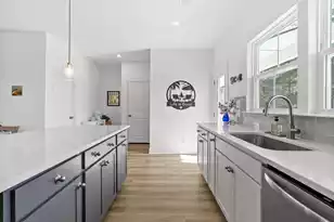 635 Laurel Street N, Summerville, SC 29483 - Photo 24