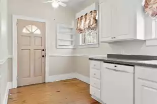 1905 Broughton St, Orangeburg, SC 29115 - Photo 8