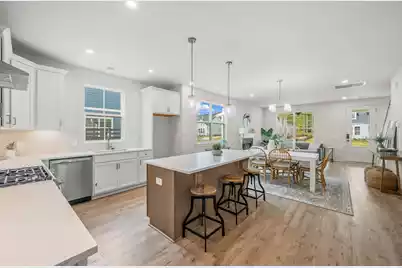 785 Blueway Avenue, Summerville, SC 29486 - Photo 16