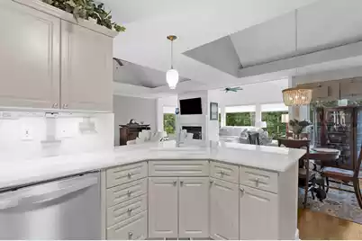 1380 Southlake Drive, Mount Pleasant, SC 29464 - Photo 26