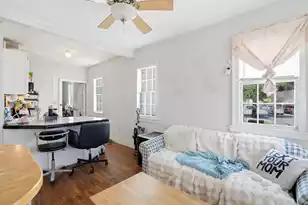 163 Coming St, Charleston, SC 29403 - Photo 8