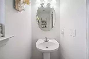 113 Bainsbury Ln, Summerville, SC 29483 - Photo 8