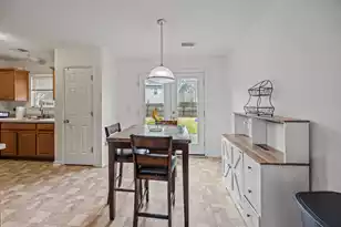 113 Bainsbury Ln, Summerville, SC 29483 - Photo 6