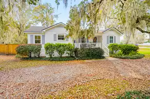 2100 Pigeon Point Rd, Beaufort, SC 29902 - Photo 4