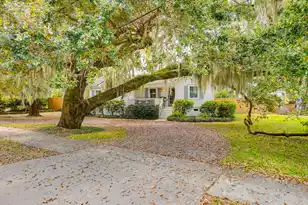 2100 Pigeon Point Rd, Beaufort, SC 29902 - Photo 2