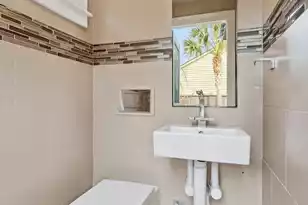 2011 Hammond Dr, Mount Pleasant, SC 29466 - Photo 34