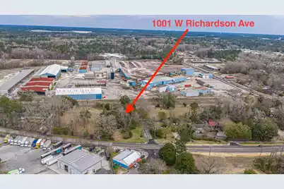 1001 Richardson Avenue W, Summerville, SC 29483 - Photo 4