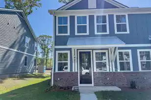 461 Martins Creek Blvd, Summerville, SC 29485 - Photo 1