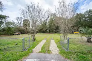 13 Sassafras Ln, Hilton Head, SC 29926 - Photo 8