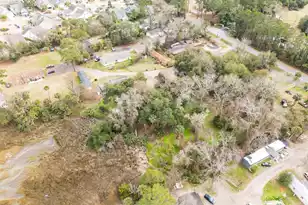 13 Sassafras Ln, Hilton Head, SC 29926 - Photo 6