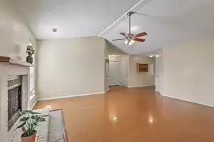 216 Regent St, Summerville, SC 29483 - Photo 8