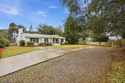 1173 Carter Avenue, Mount Pleasant, SC 29464 - Photo 2