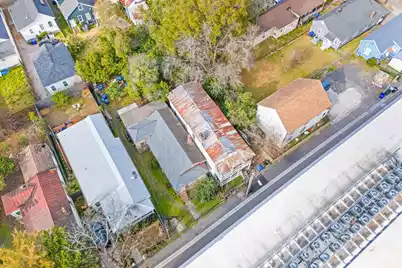 6 Poinsett Street, Charleston, SC 29403 - Photo 16