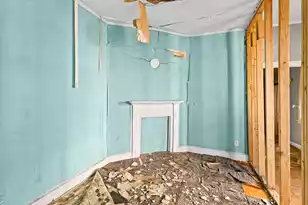 6 Poinsett St, Charleston, SC 29403 - Photo 4