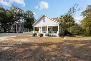 1105 Wichman St, Walterboro, SC 29488 - Photo 4