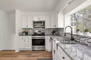 325 Fairington Dr, Summerville, SC 29485 - Photo 16