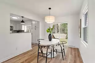 325 Fairington Dr, Summerville, SC 29485 - Photo 8