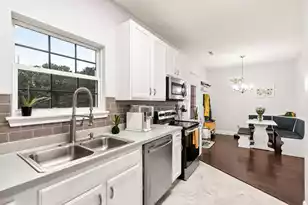 121 Broad River Dr, Summerville, SC 29485 - Photo 6