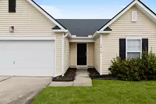 1016 Whitlow Blvd, Summerville, SC 29483 - Photo 2